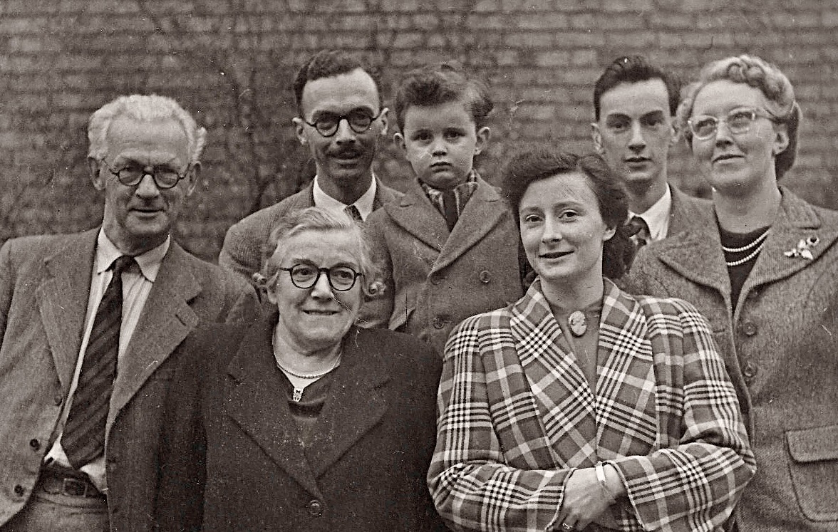 French family c1953-4 French family c1953-4