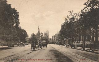 St Giles + Martyr’s Memorial