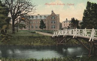 PC_MagdSchool_01
