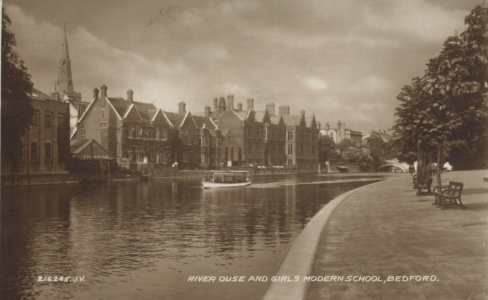 Dame Alice Harpur School, formerly Bedford Girls Modern School