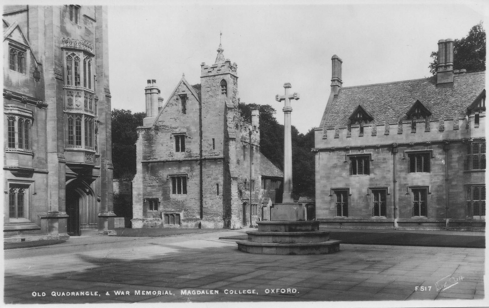 Old Quadrangle & War Memorial