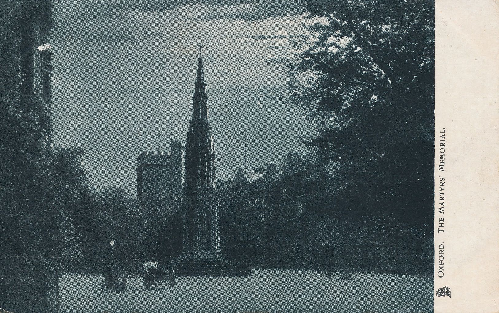 Martyr’s Memorial by Moonlight