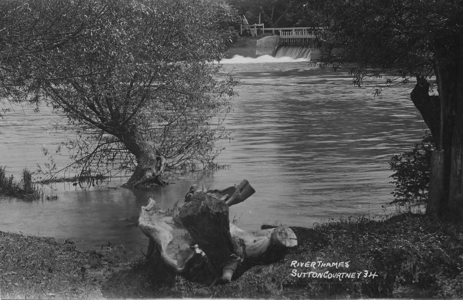 River and Weir